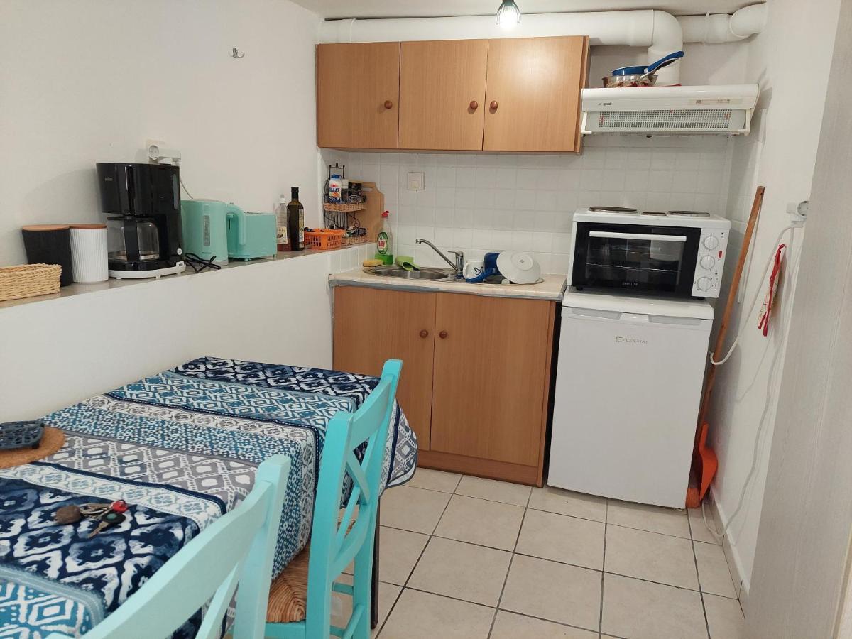 Artemis Ermoupoli Centre Appartement Pour Petit Budget Backpackers Luaran gambar
