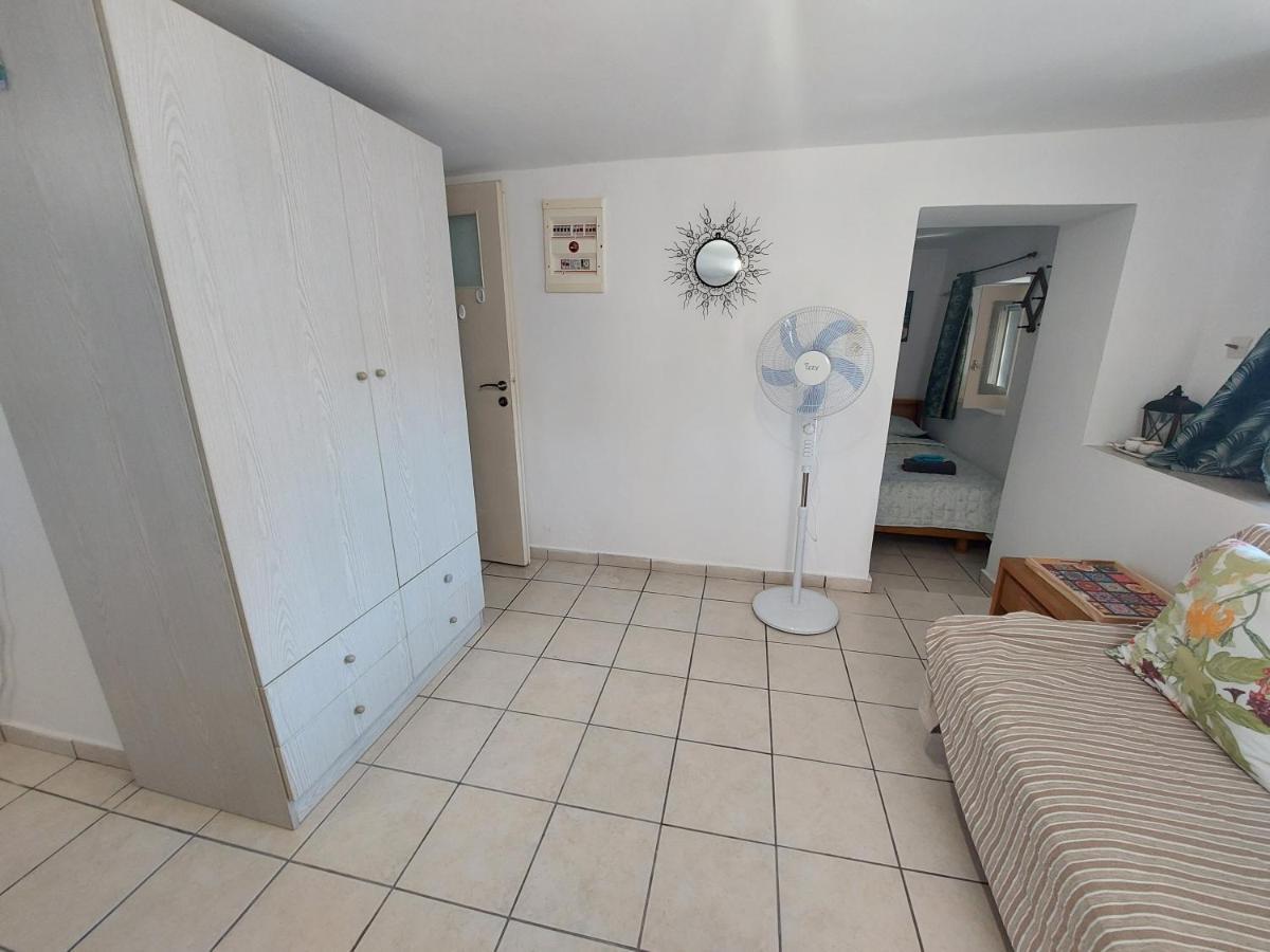Artemis Ermoupoli Centre Appartement Pour Petit Budget Backpackers Luaran gambar